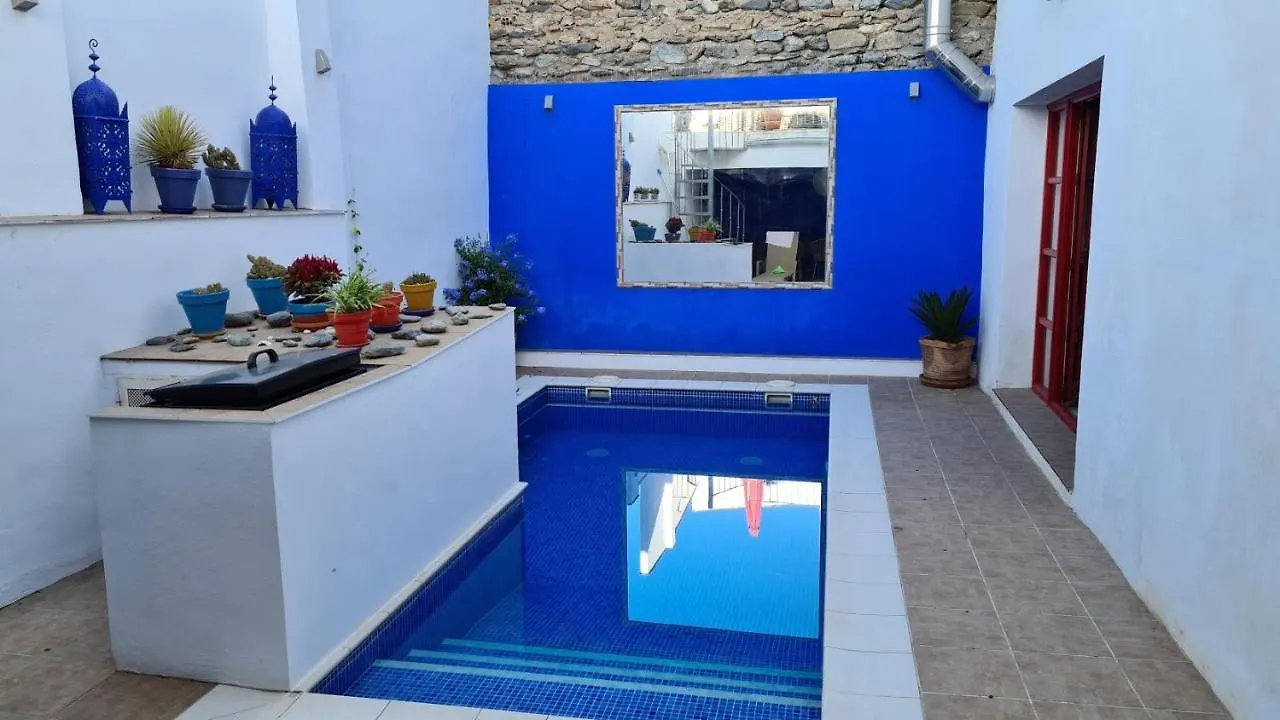 Casa Roja Villa Niguelas