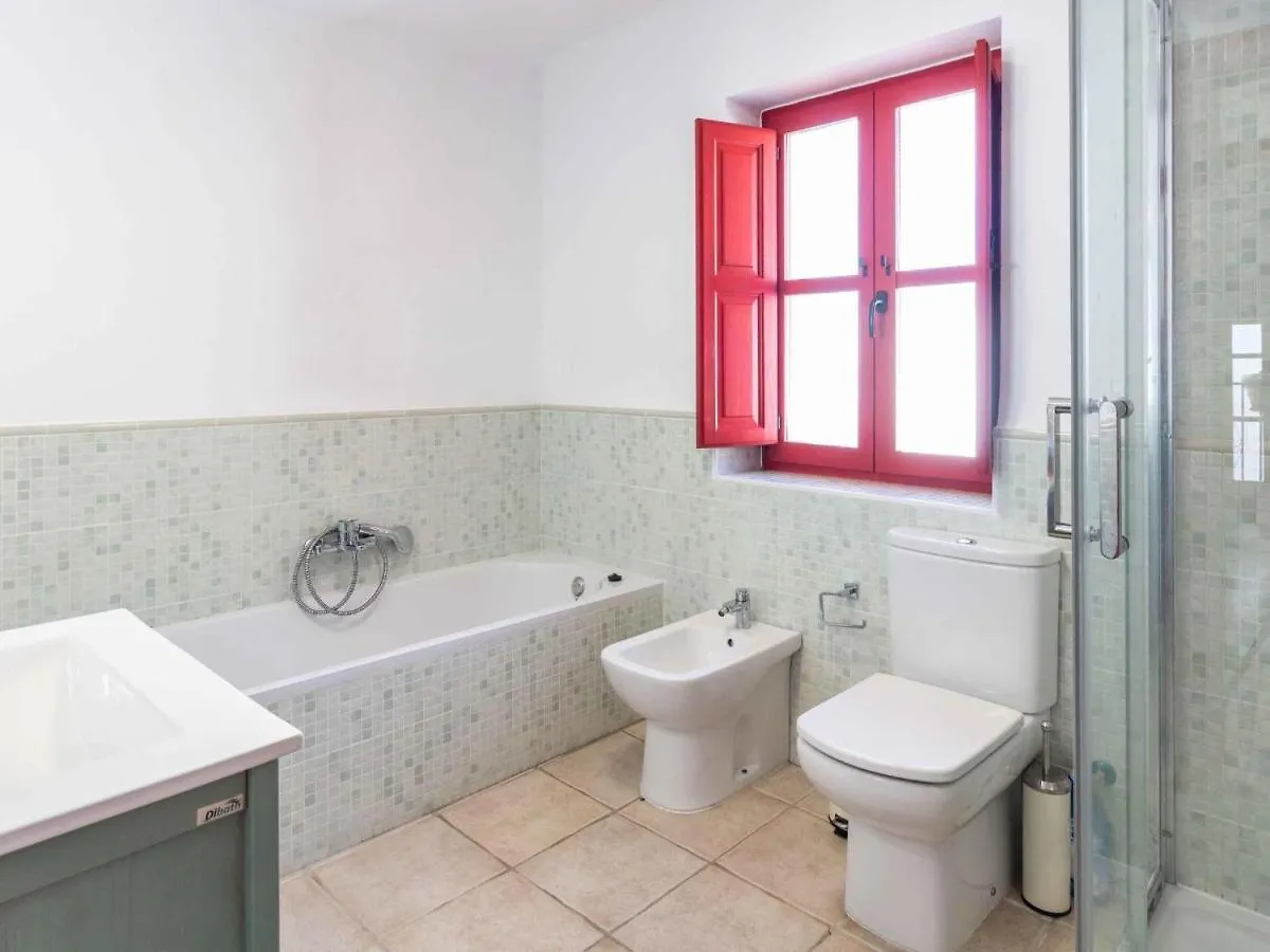 Casa Roja Villa Niguelas Holiday home